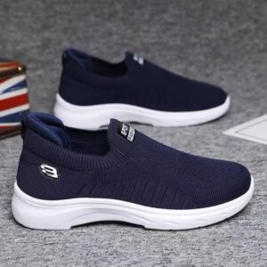Sketchers 40-45