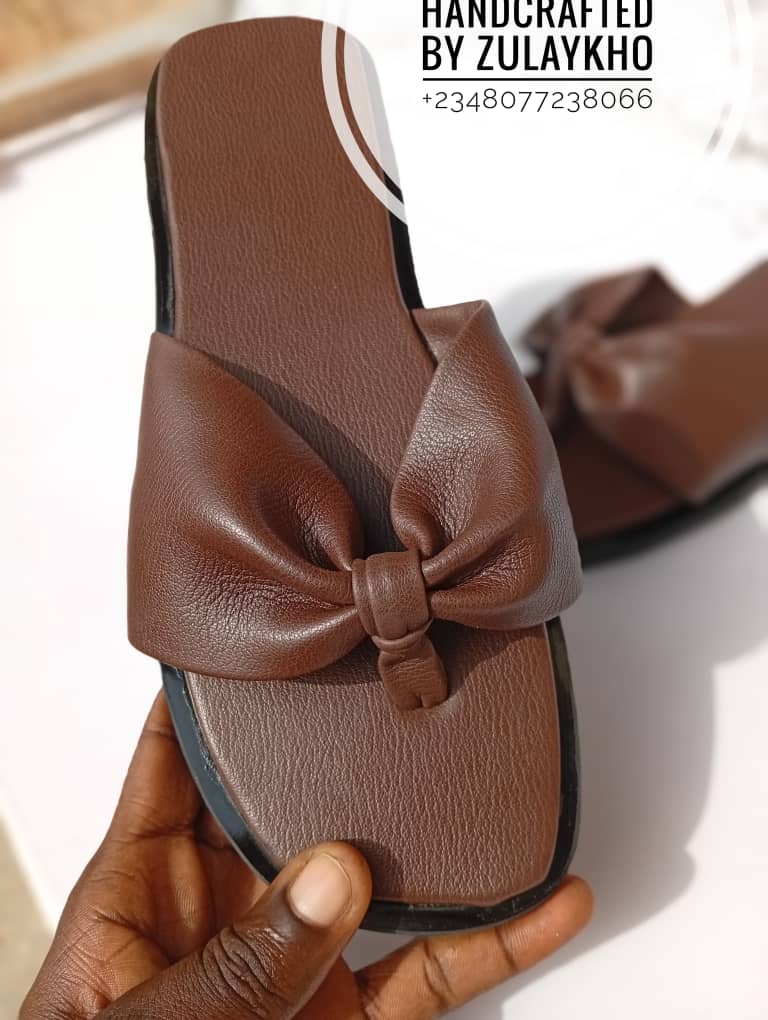 Female slide colors - Image 23