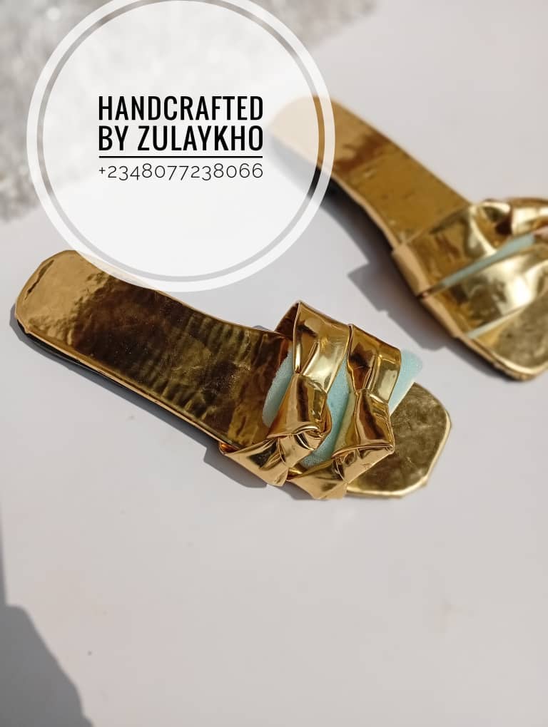 Female slide colors - Image 5