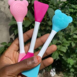 FACIAL BRUSH