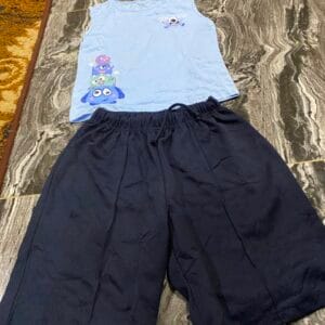 Girls' shirt with shots